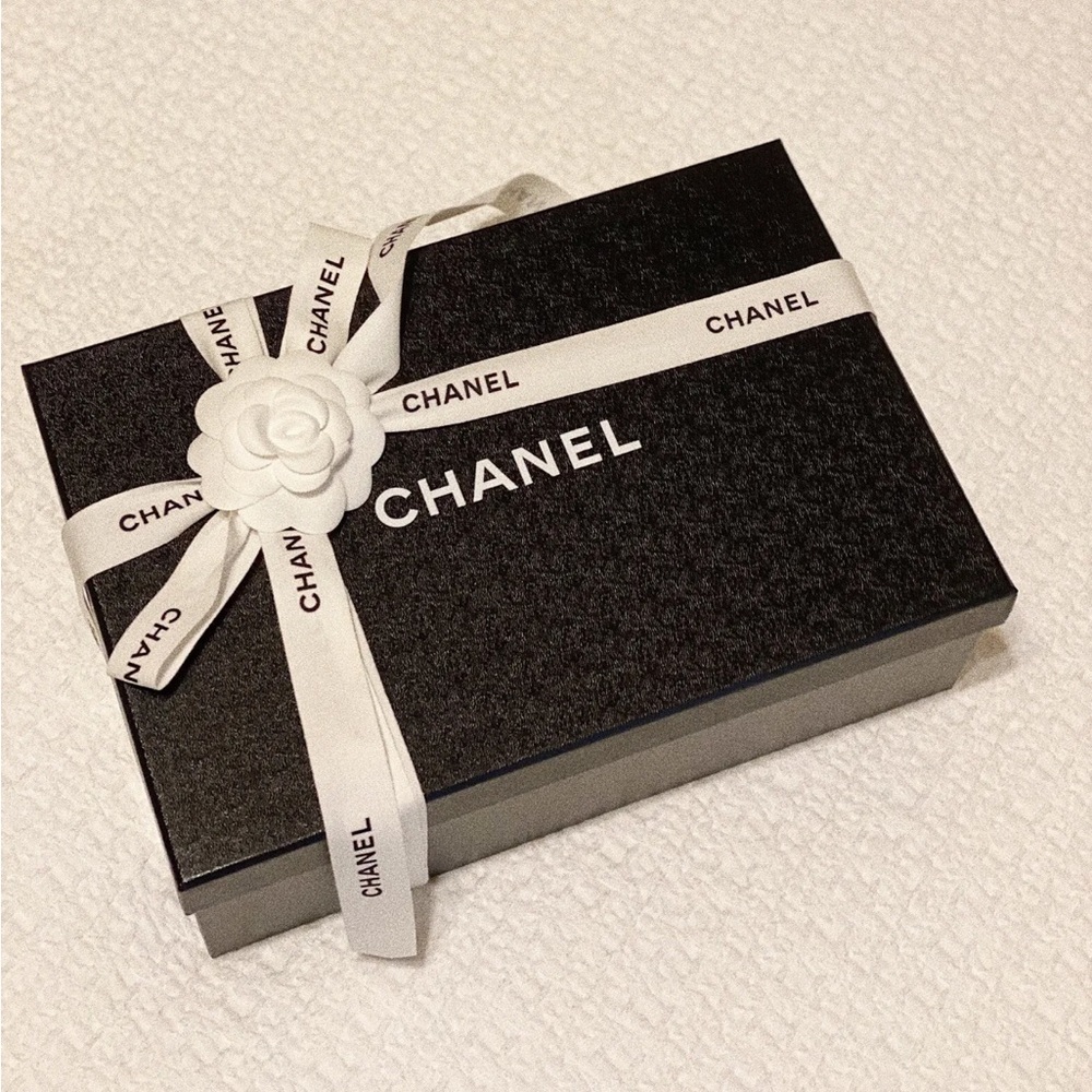 Authentic Chanel Black leather sandals size 37.5 - Picture 5 of 7